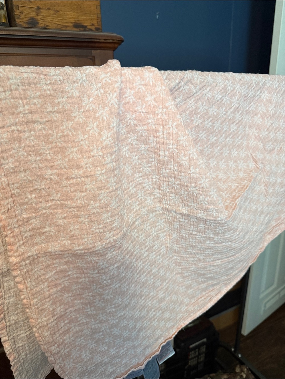 aden + anais Blush Pink and White Muslin blanket 124